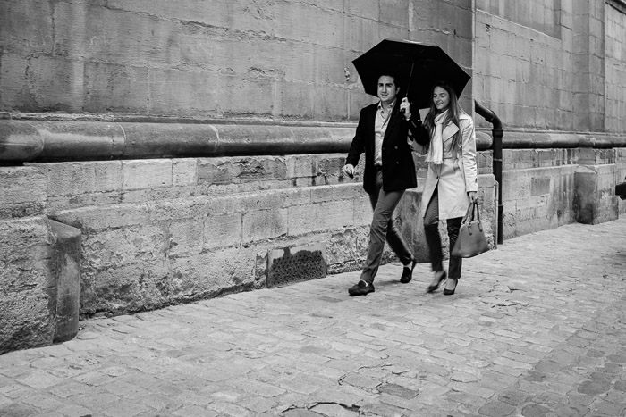 Happy under the same umbrella in Luxembourg. ©Valérie Jardin